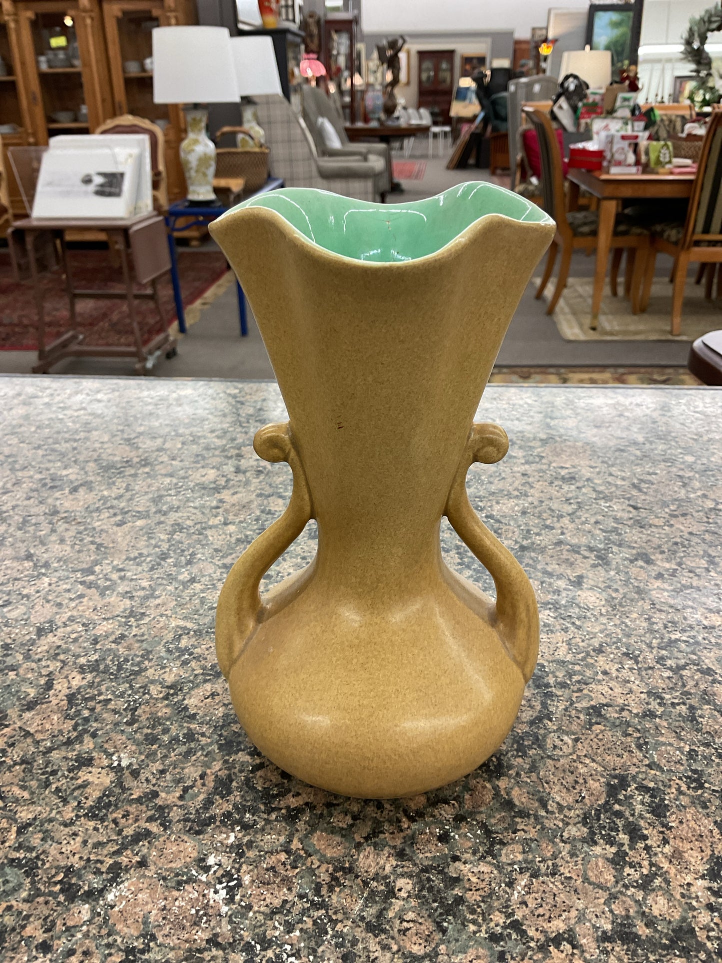 RED WING POTTERY GREEN 2 HANDLE VASE # 505