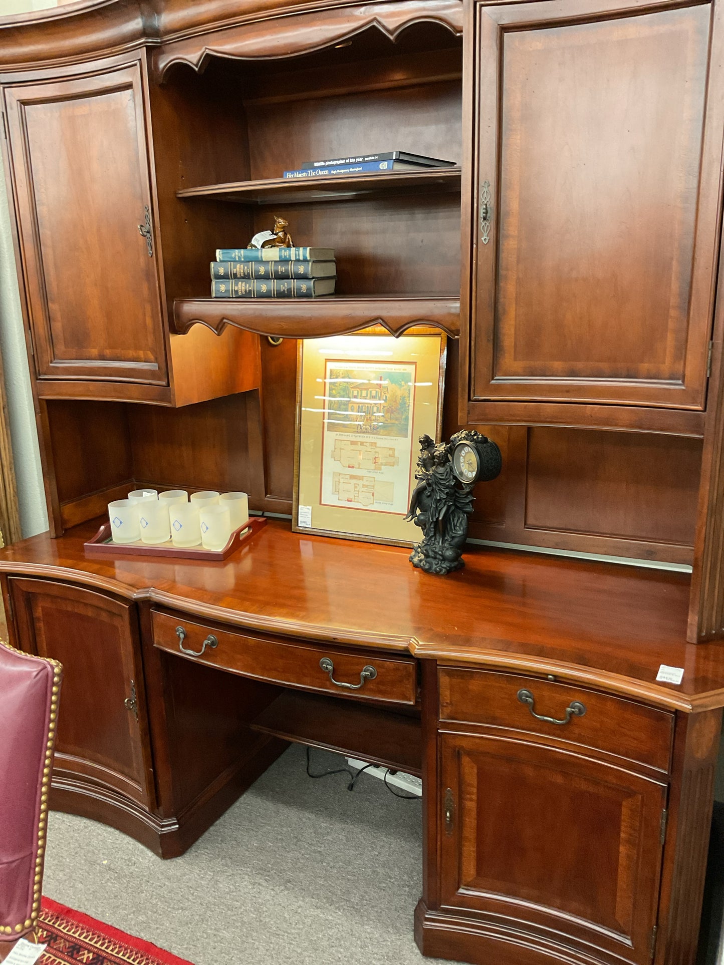 Large Executive Desk w/Hutch by Hooker