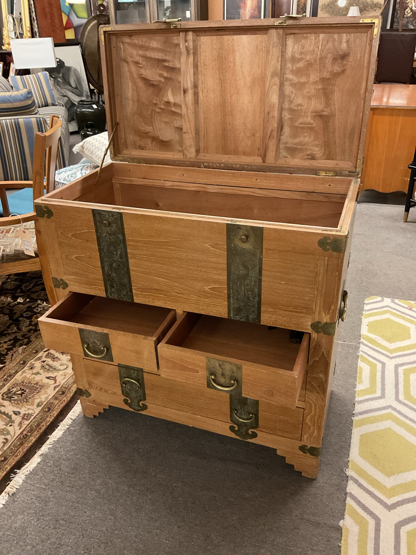 Vintage Blanket Chest w/Drawers Made in Hong Kong 36"W,38"H,18"D