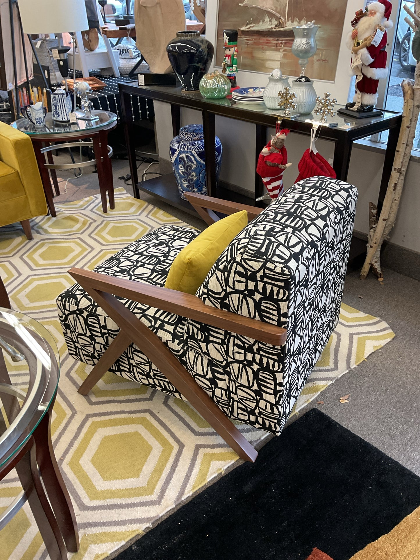 Dania Modern Side Chair 30"W,36"D,29"H