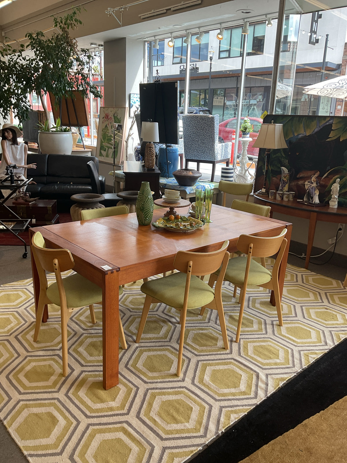 Teak Rectangular Dining Table w/Two 2'Hidden Leaves 72"L,40"W & 8 Chairs