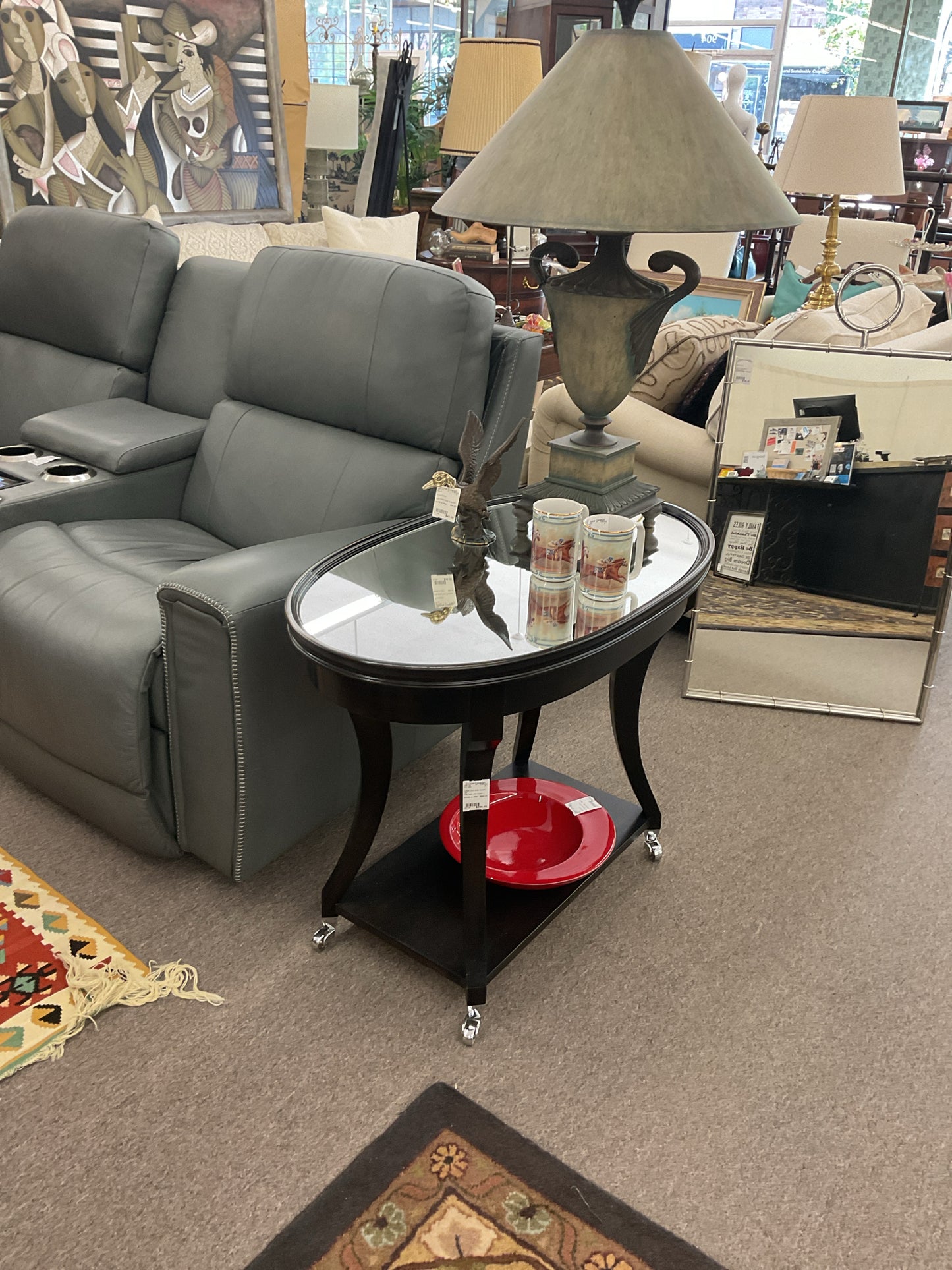Oval Table with Castor
