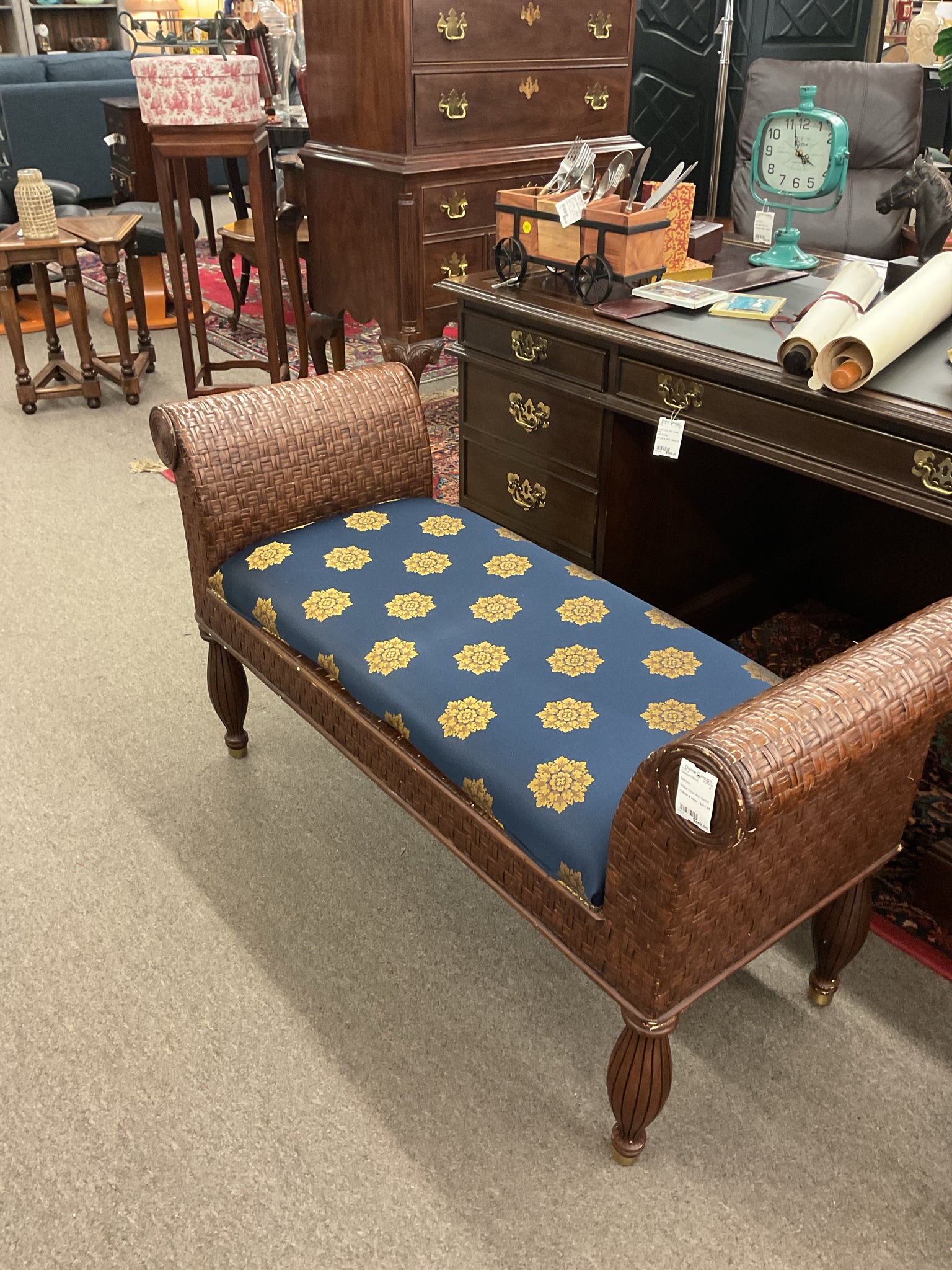 Vintage Ethan Allen Bench – Divine Consign Furniture