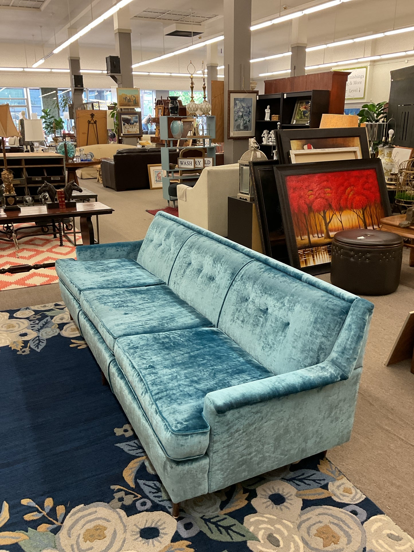 MCM Luxurious Blue Velvet Couch 88"L,34"D,30"H Seat Height 18"