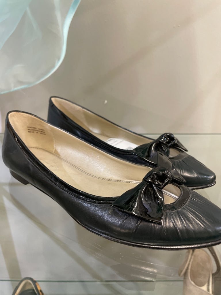 Black Talbots Flats - Divine Consign Furniture