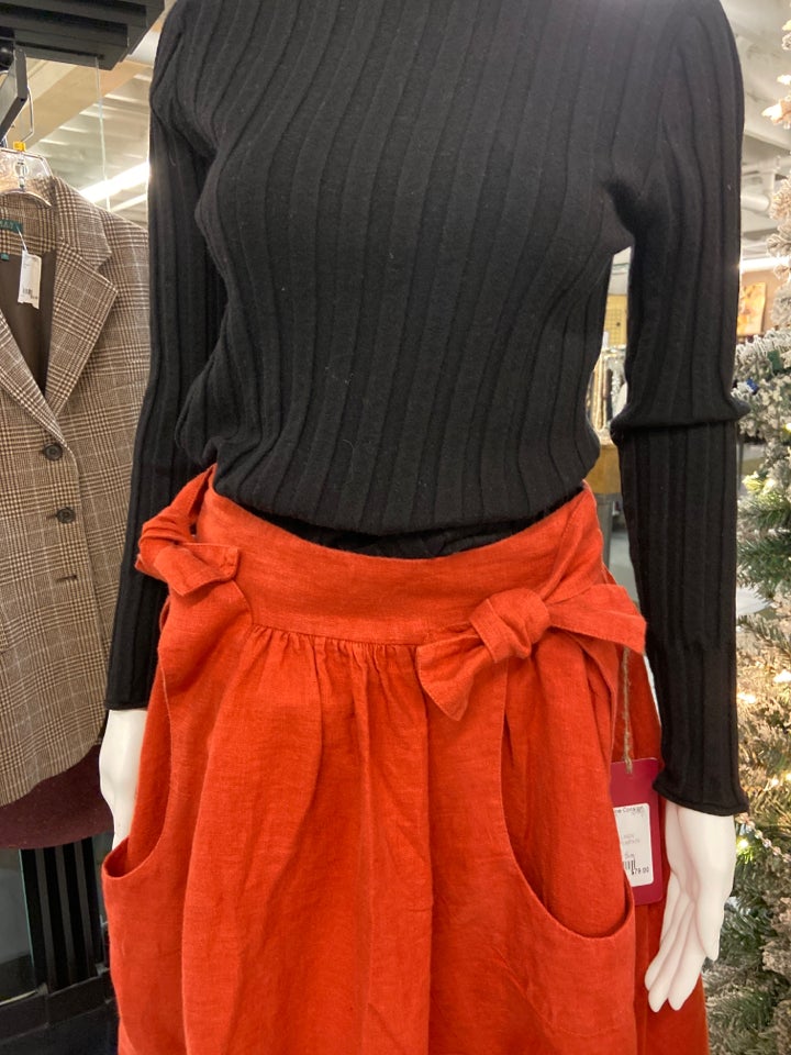 CLOTHING - Divine Consign Furniture