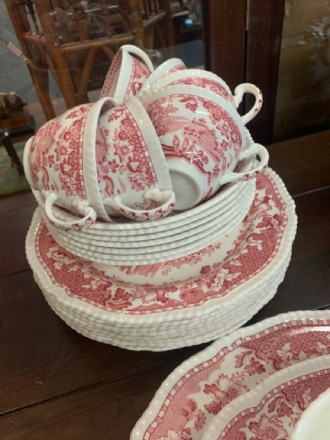 Dish Set - Divine Consign Furniture