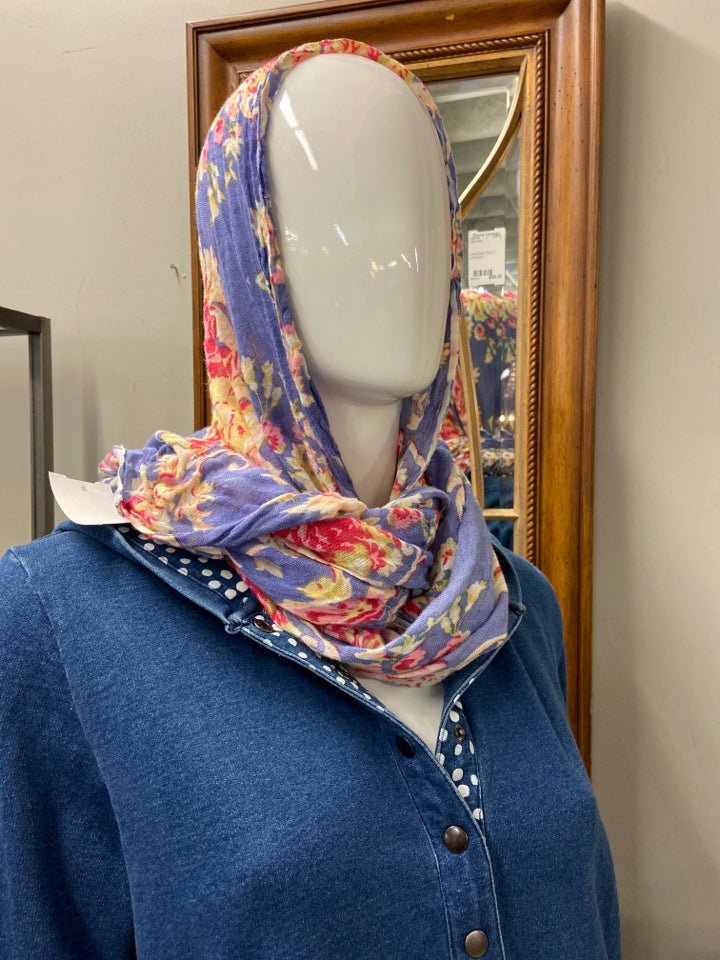 Scarf - Divine Consign Furniture