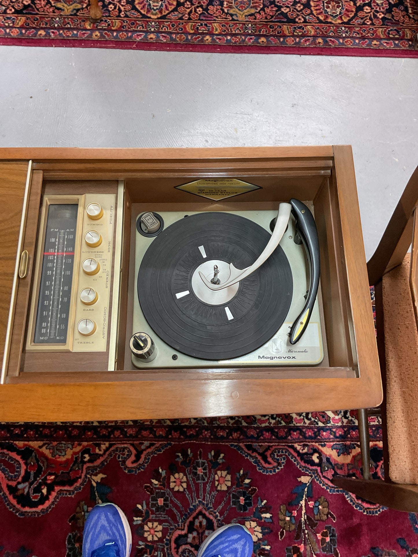 Magnabox Stereo System