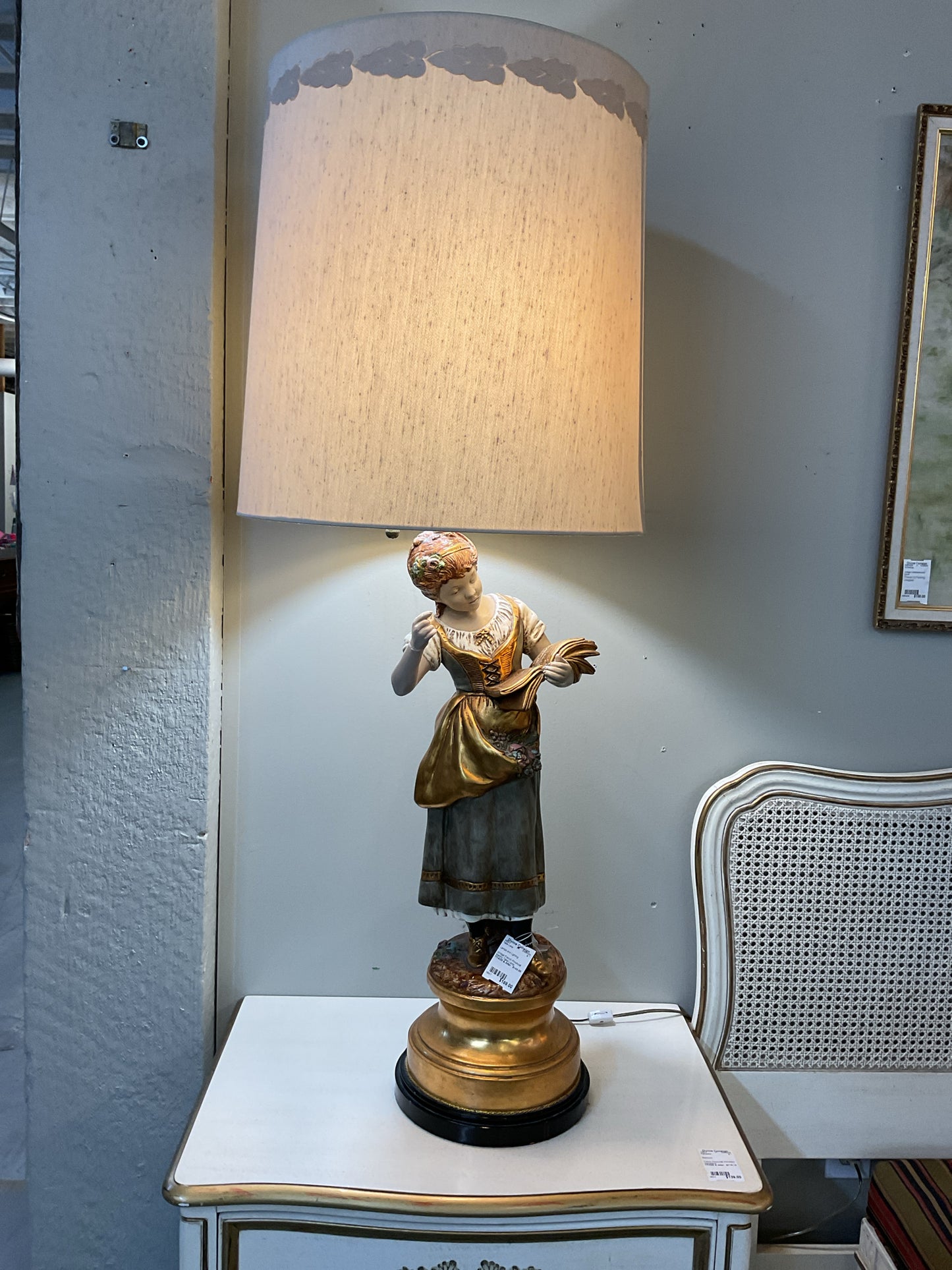 Vintage French Provincial Marbro Table Lamp
