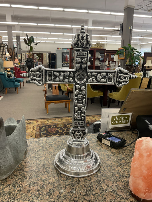 25" Silver Metal Cross