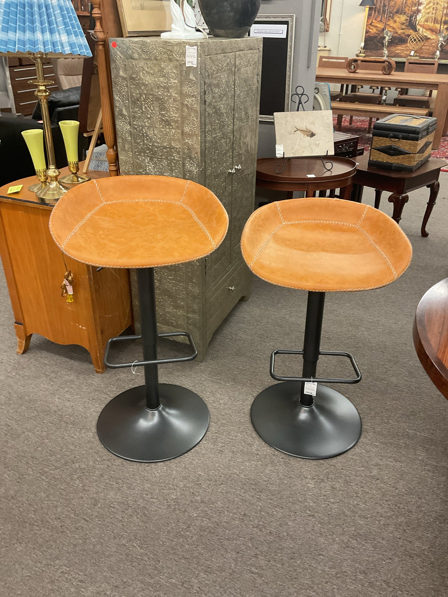 NPD Furniture Rogue KD Faux Leather Gaslift Bar Stool (Set of 2)