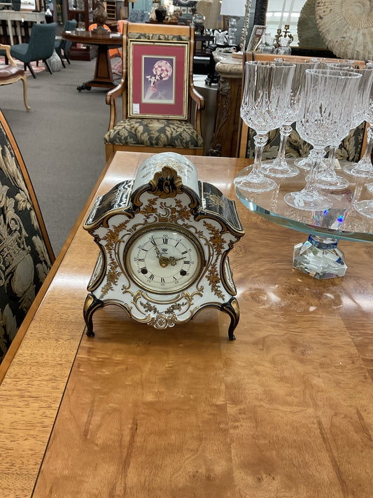 German Dresden Porcelain Mantle Clock