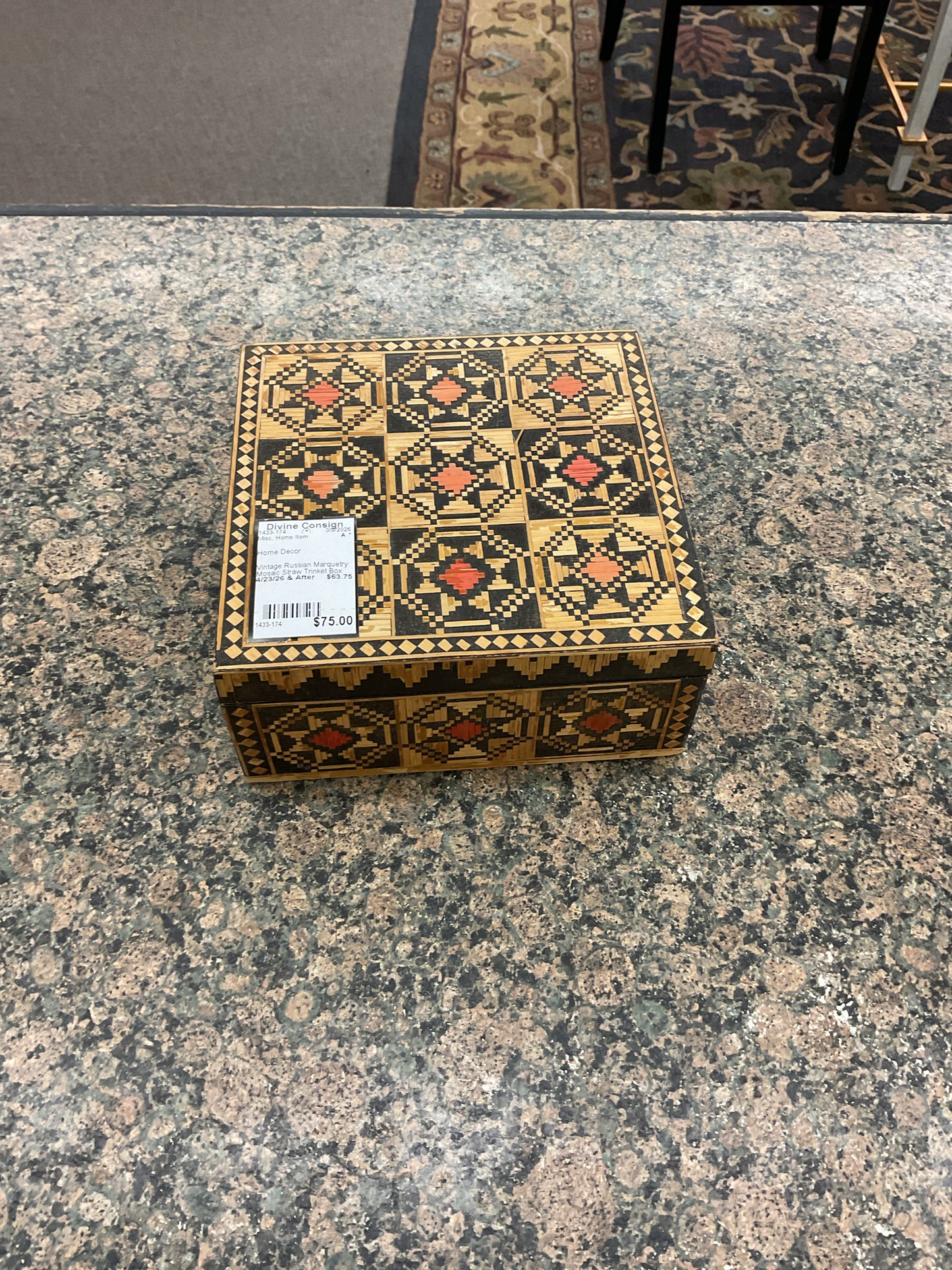 Vintage Russian Marquetry Mosaic Straw Trinket Box