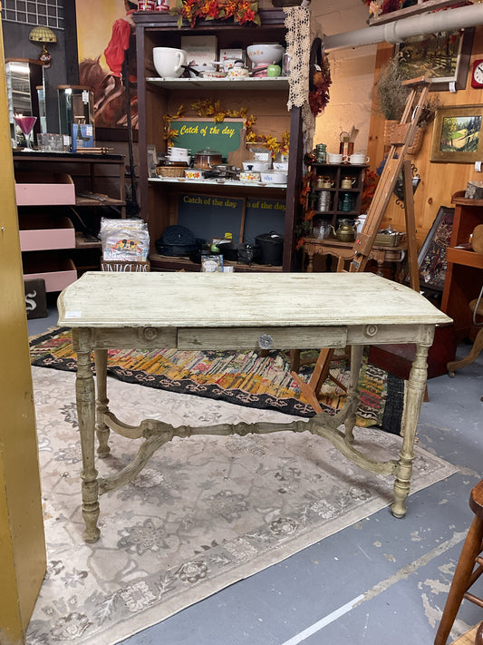 Shabby White Table