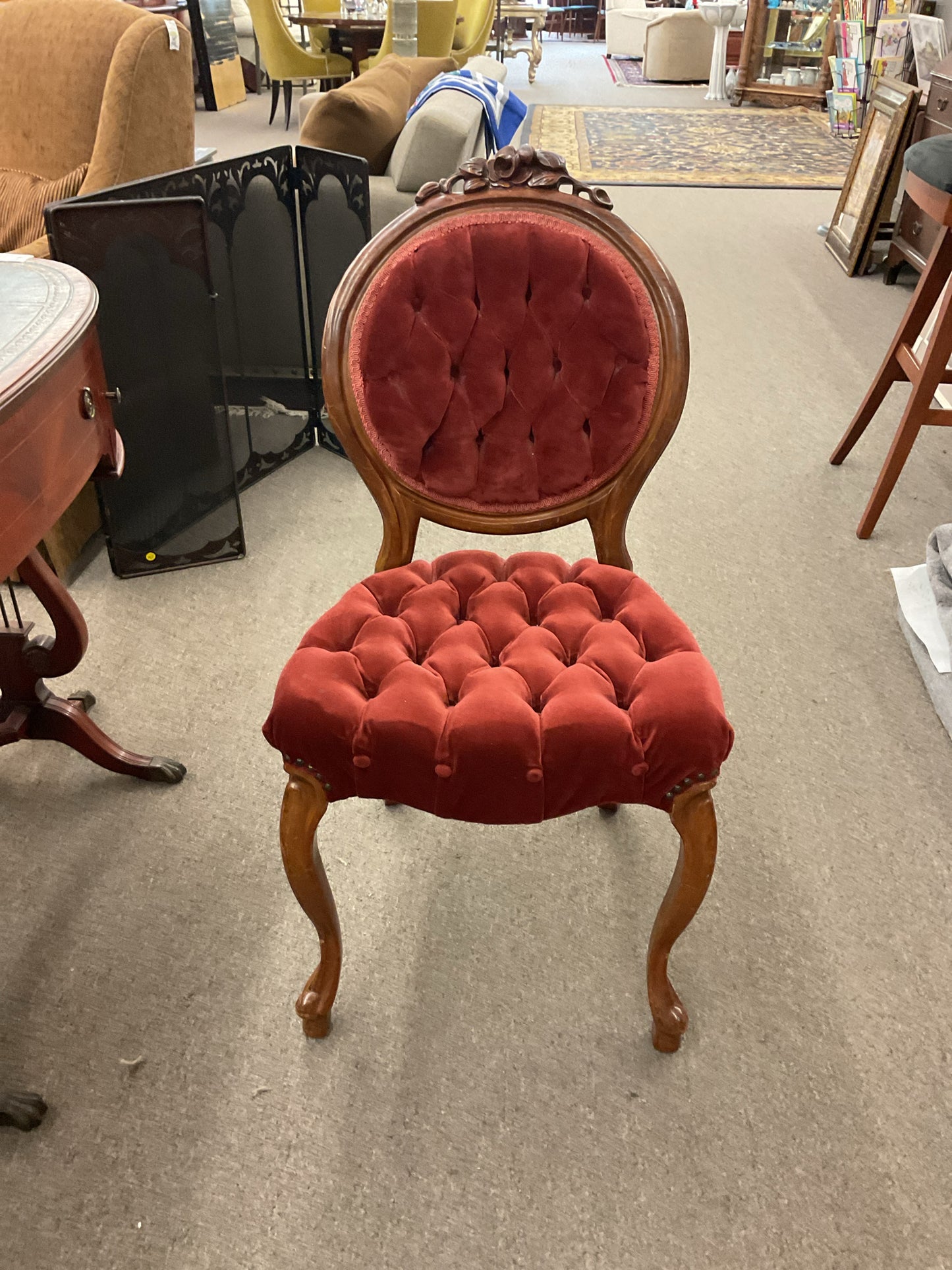 Antique Velvet Tufted Chair