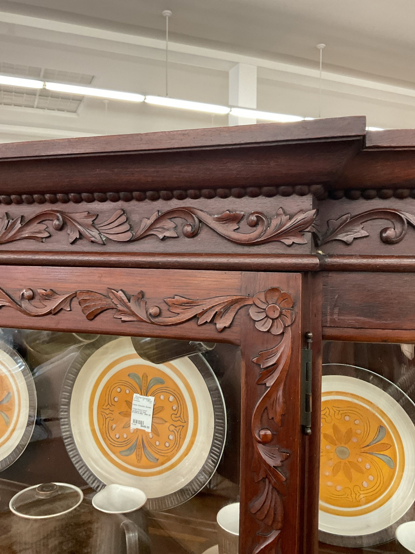 Vintage Display Cabinet w/curved Side Doors 48"H,45"W,18"D