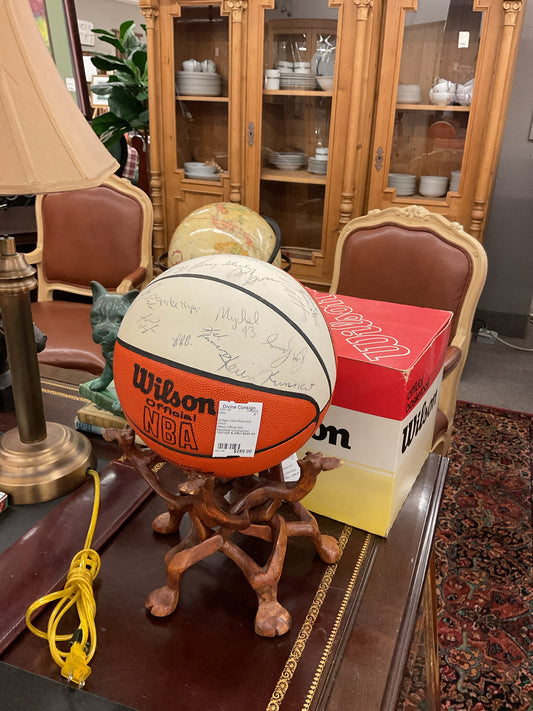 Wilson Official NBA Basketball autographed 1979-1980