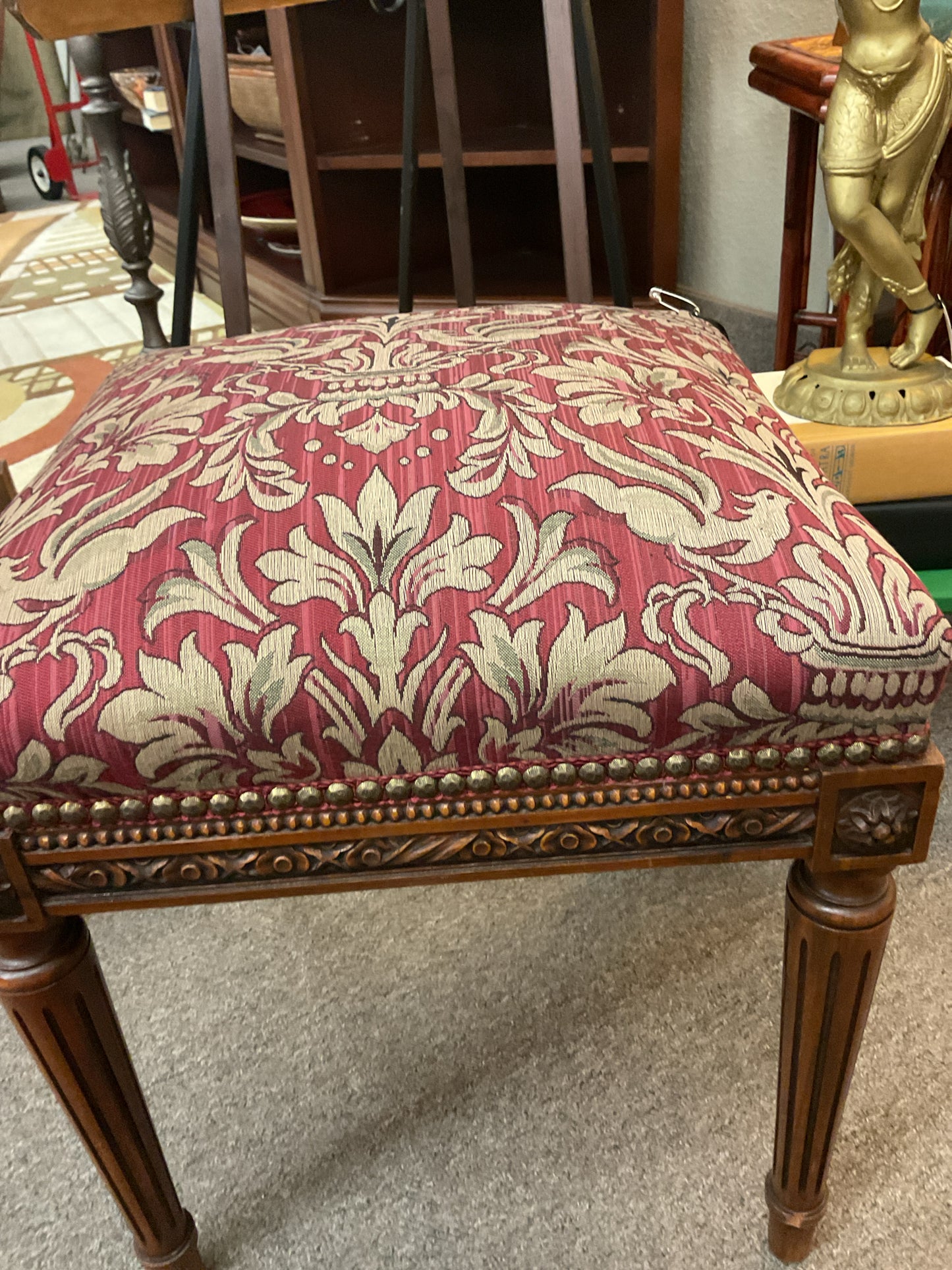 Vintage Elegant Upholstered Stool