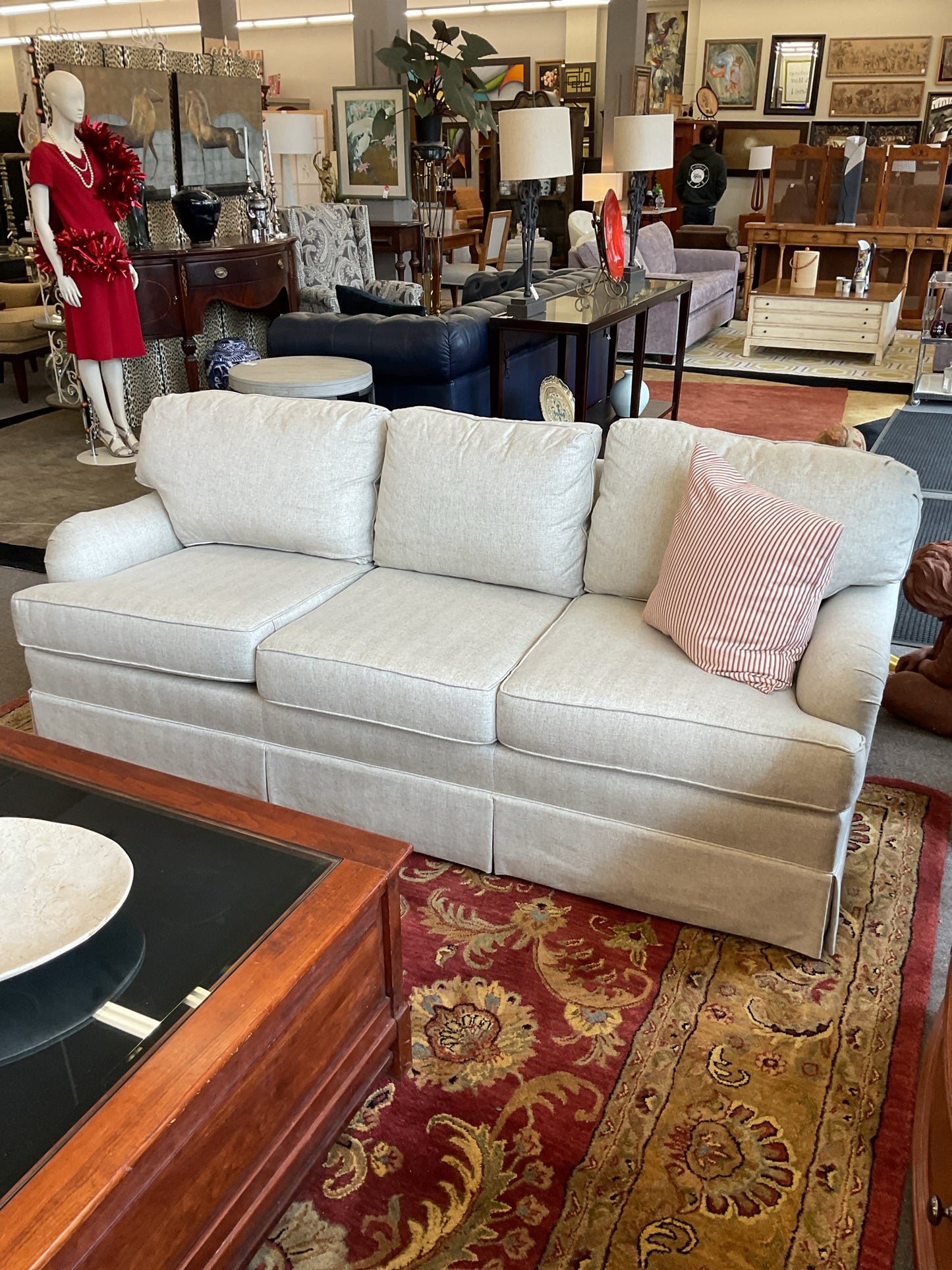 Vanguard Nuzzle Linen Sofa 78"L,36"D,30"H