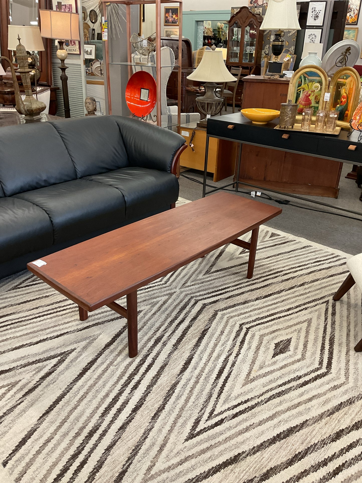 Mid Century Coffee Table 59x20x17