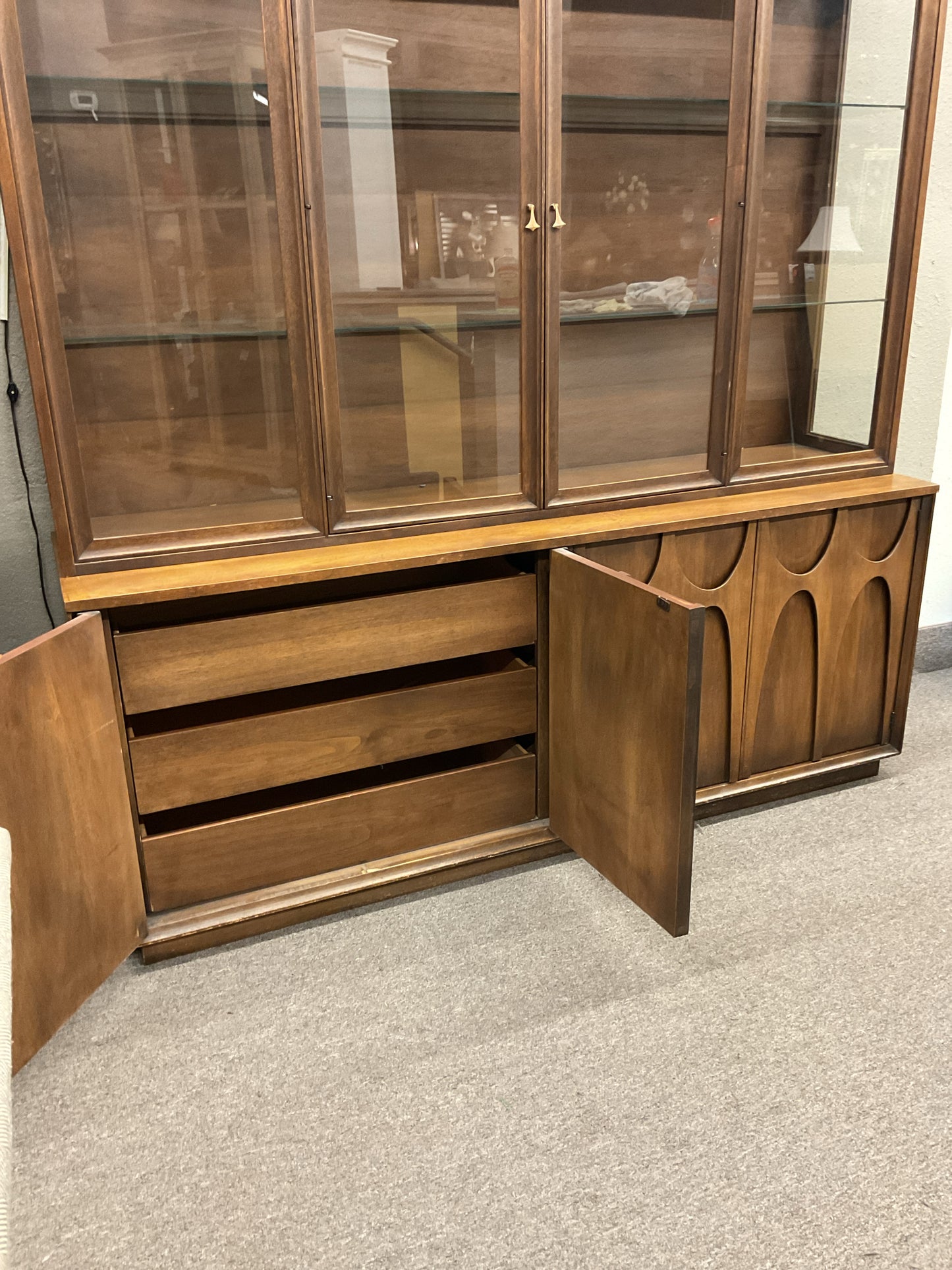 Broyhill Brazilia Mid Century Hutch 72"L,75"H,19"D,13 1/3"D (Hutch Part)