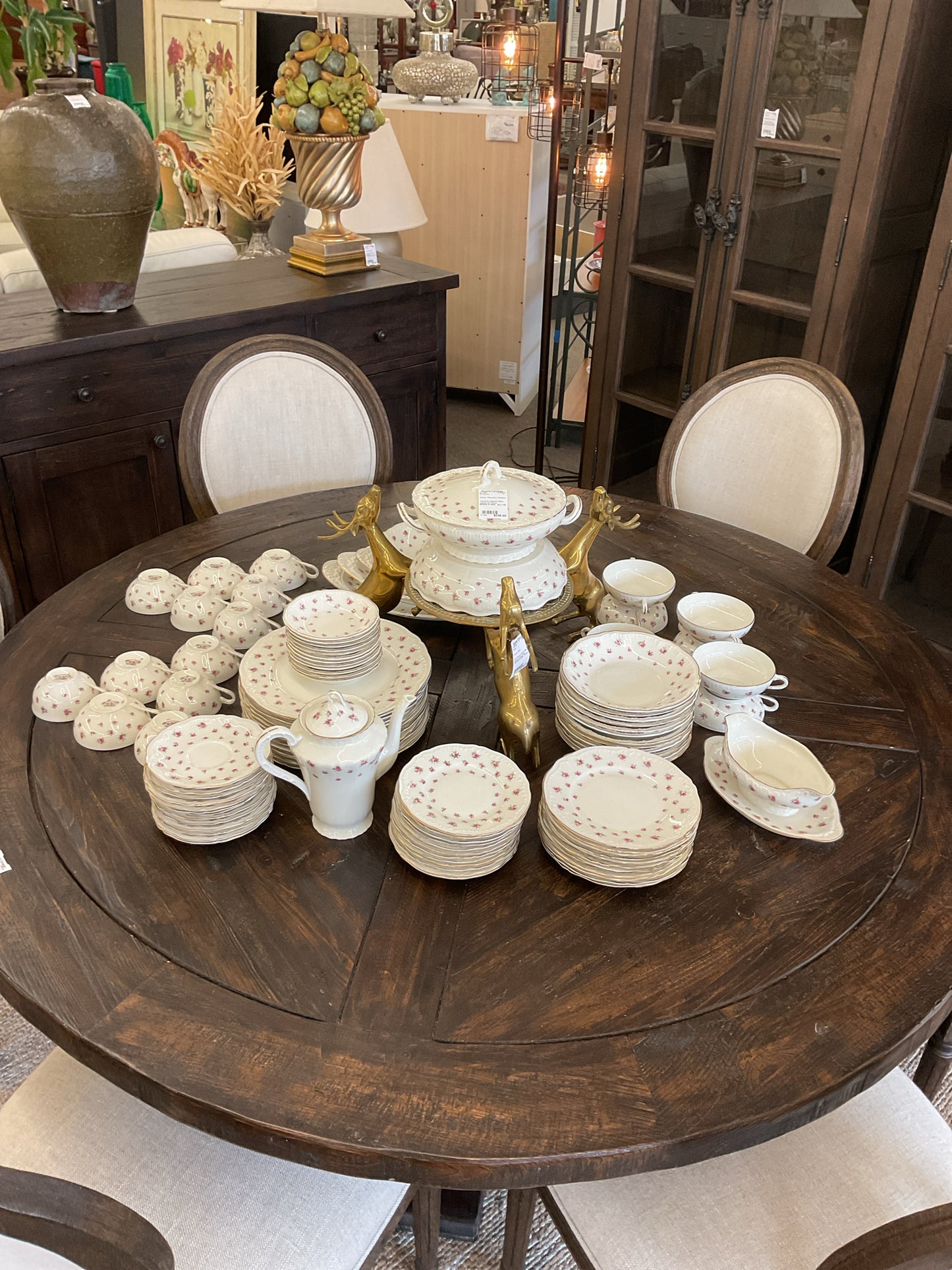 Theodore Haviland Wilton Dishes 102 Pieces