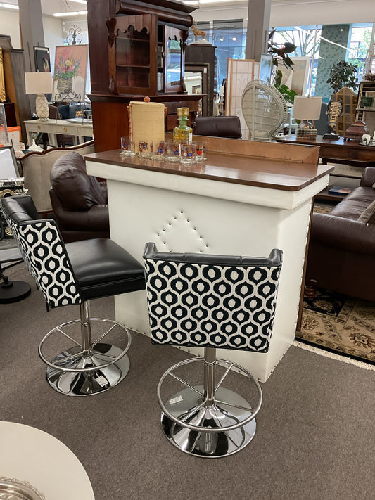 Funky Man-made Dry Bar 48"W,22"D,42"H