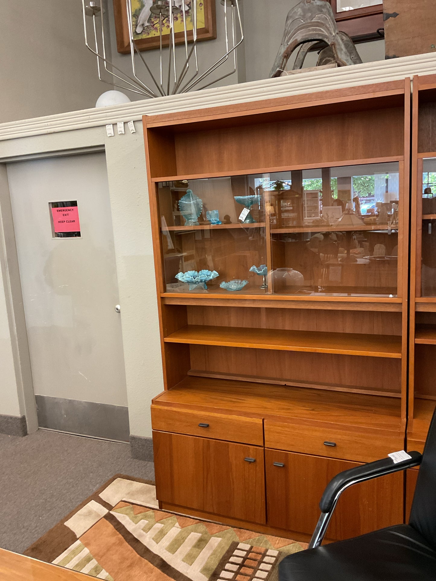 Teak Hutch Scan Design w/Sliding Glass Doors 49x79x17