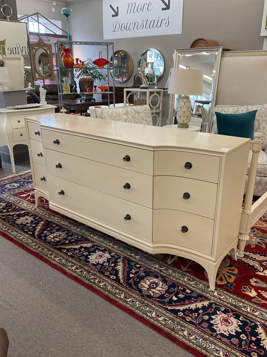 Hickory White Lorena Dresser 36"H x 76"W x 20"Depth