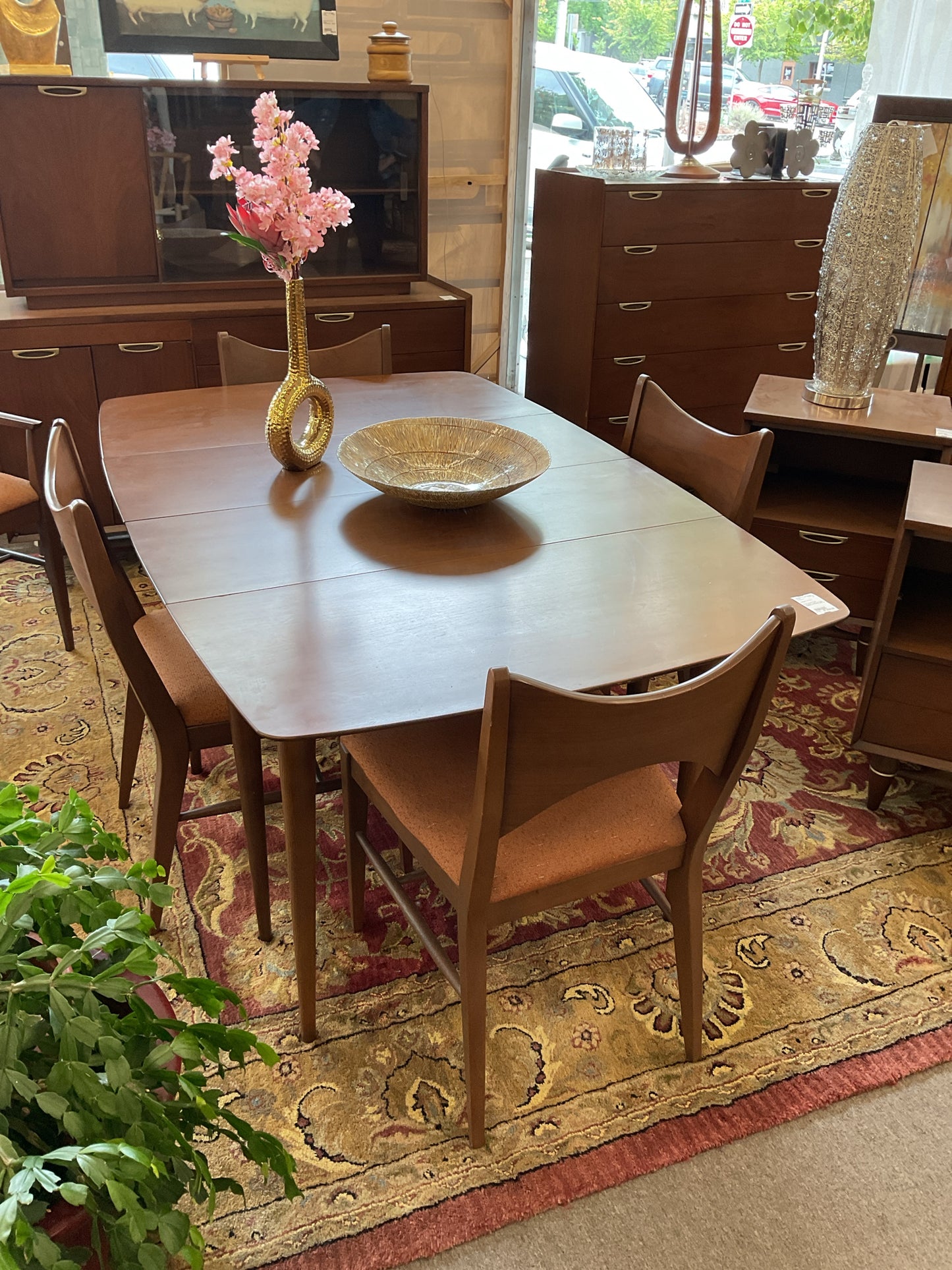 MCM Broyhill Saga Collection Table & 6 Chairs