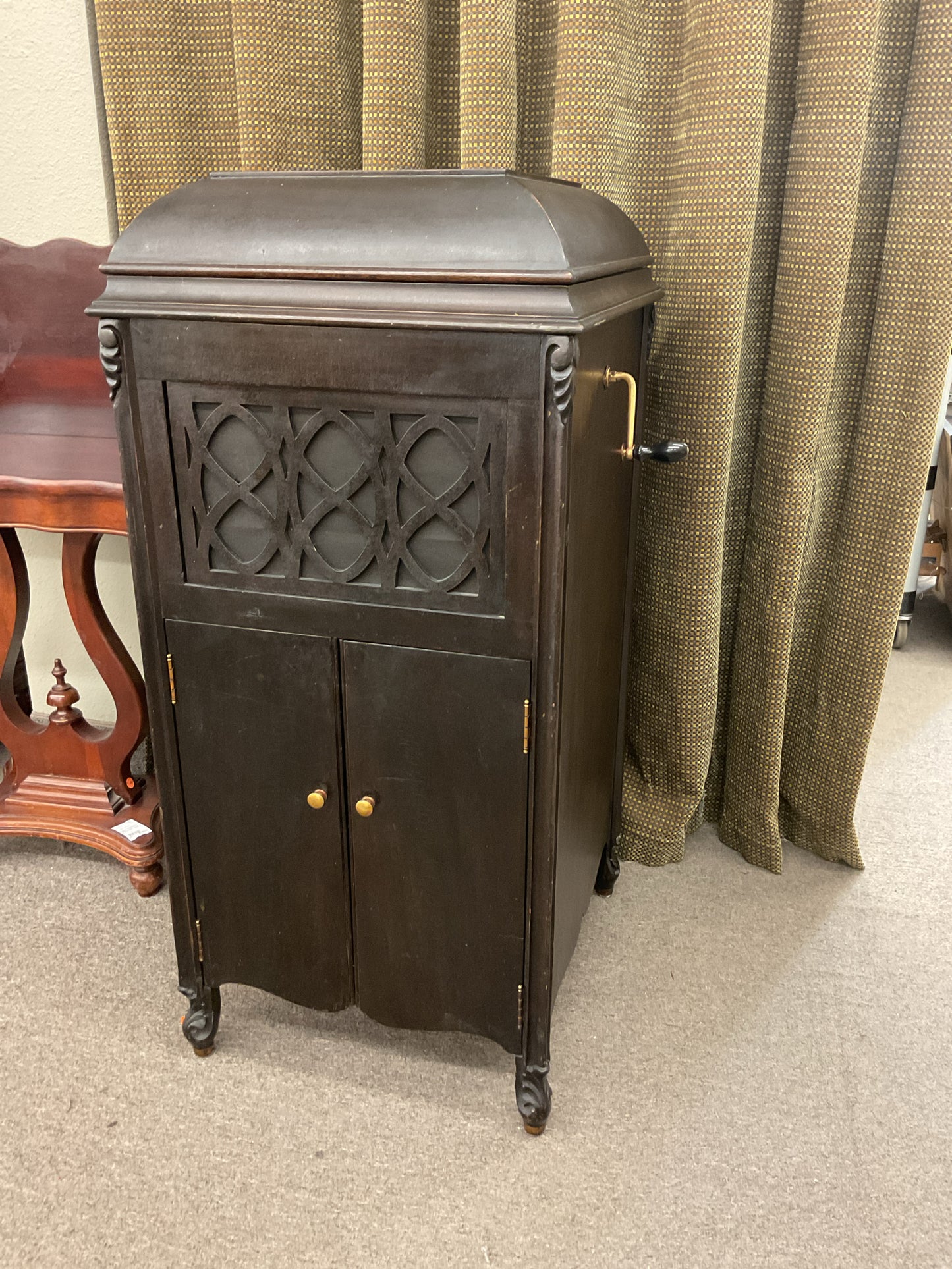 Antique Stradivara Crank Phonograph