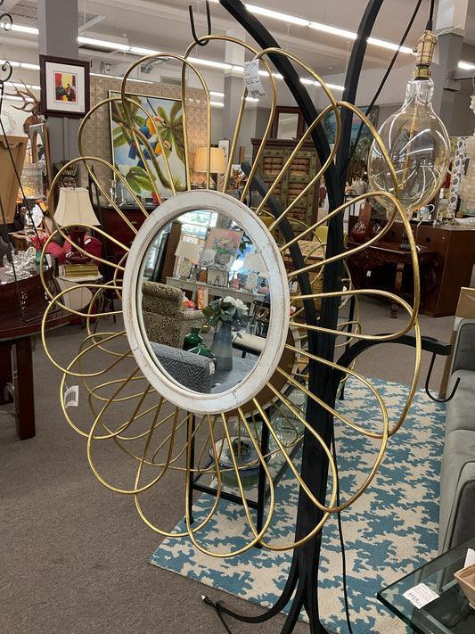 Round Mirror w/Gold Metal Surround