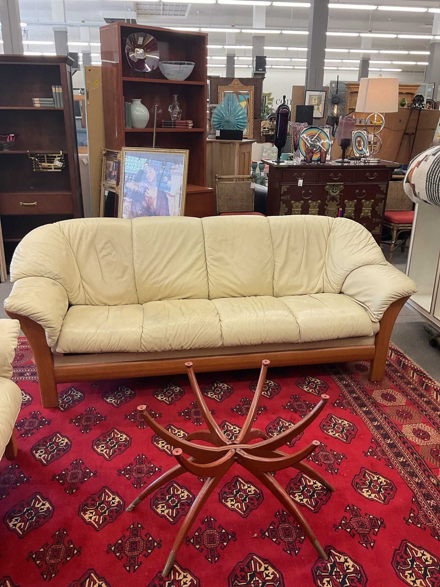 Ekornes Stressless Leather & Wood Sofa 84"L,36"H,33"H