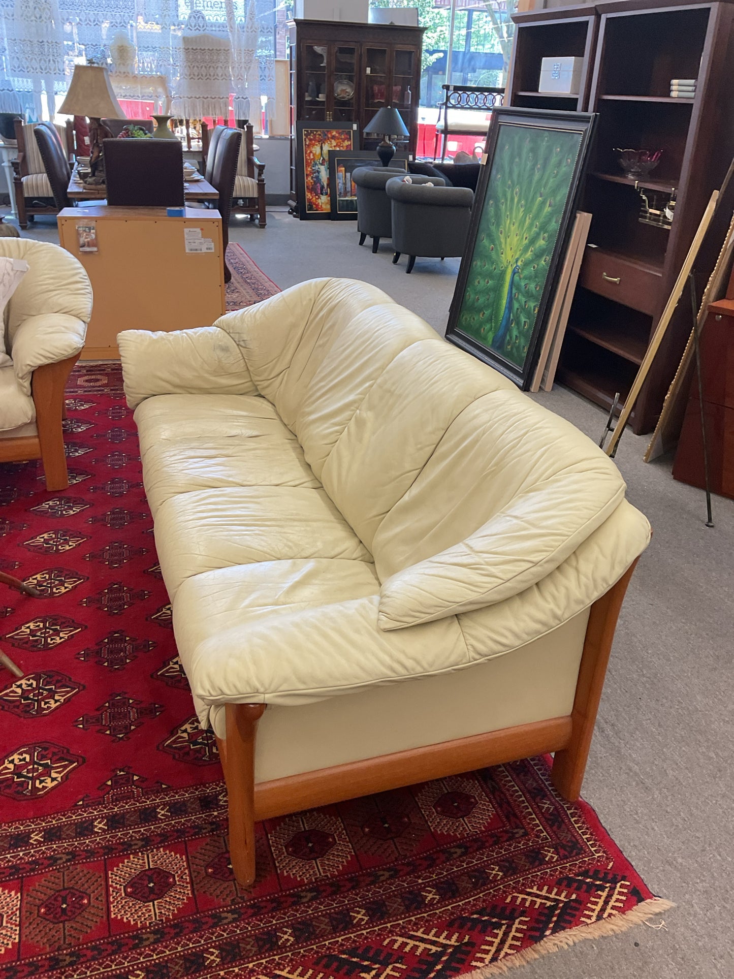 Ekornes Stressless Leather & Wood Sofa 84"L,36"H,33"H