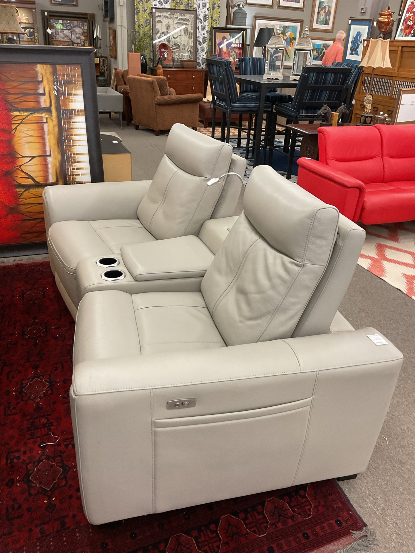 Michael Amini Italian Leather 2-Seater Electrical Reclining Loveseat 86"L,39"D,3