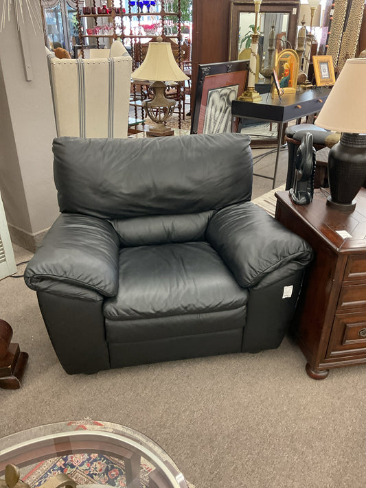 Black Leather Chair 43"W,33"D,34"H