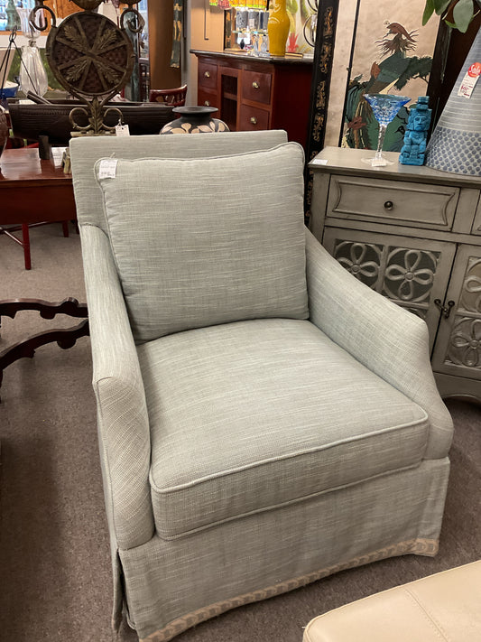 Bernhardt Swivel Upholstered Chair 29x34x35