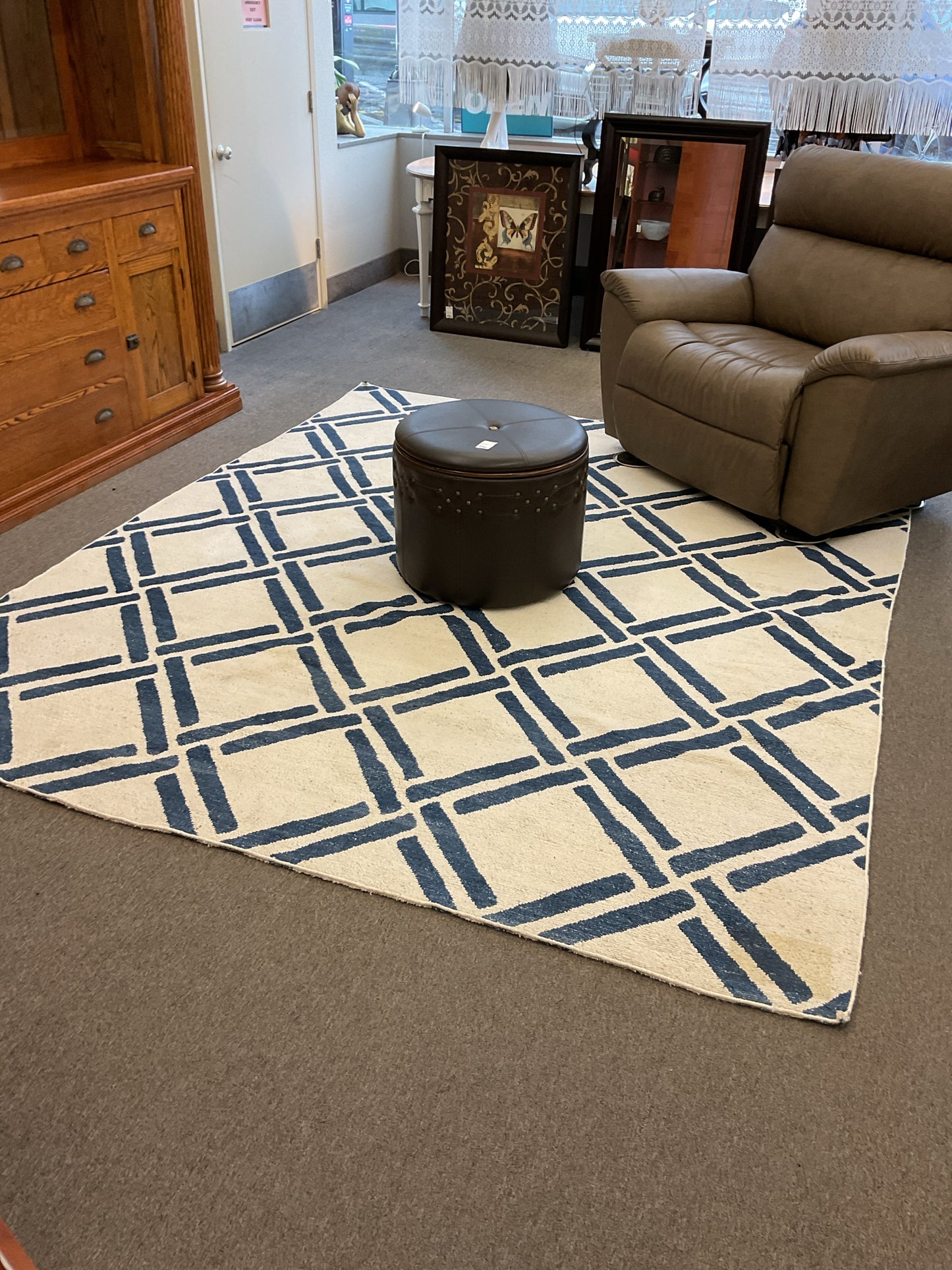 Safaview Area Rug 8'x 9"